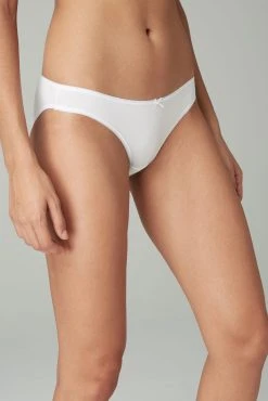 Next Black/White/Nude Cotton Rich Knickers 7 Pack -Next shop 600258s6 scaled