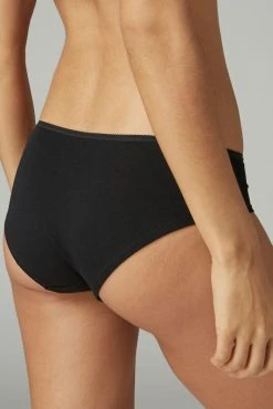 Next Black/White/Nude Cotton Rich Knickers 7 Pack -Next shop 628700s6 scaled
