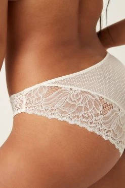 Next Delicate Lace Knickers -Next shop A79854s4 scaled