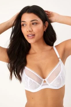 Next DD+ Leaf Embroidered Bra