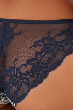 Next No VPL Lace Back Briefs 3 Pack 12 Next No VPL Lace Back Briefs 3 Pack -Next shop D28093s6 scaled