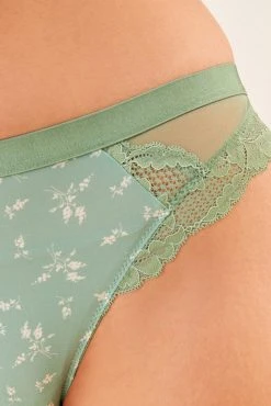 Next Light Green Print High Leg Knickers -Next shop D85 682s4 scaled