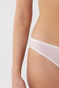 Next Lace Trim Cotton Blend Knickers 7 Pack -Next shop M72903s8 scaled
