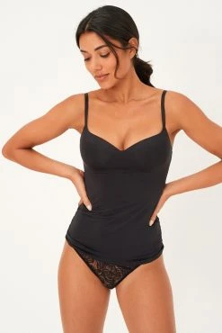 Next Delicate Lace Knickers -Next shop U03480s3 scaled