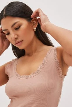 Next Rib Lace Trim Vests 2 Pack -Next shop U66 211s3 scaled