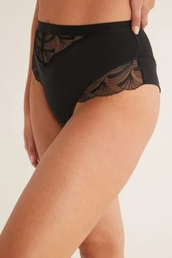 Next Embroidered Knickers 2 Pack -Next shop U71 638s3 scaled